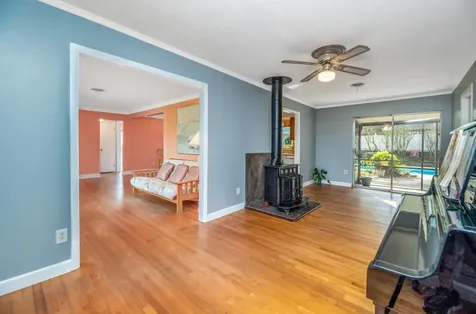 2030 57th Avenue N St Petersburg FL 33714