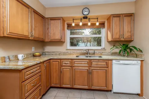 2030 57th Avenue N St Petersburg FL 33714