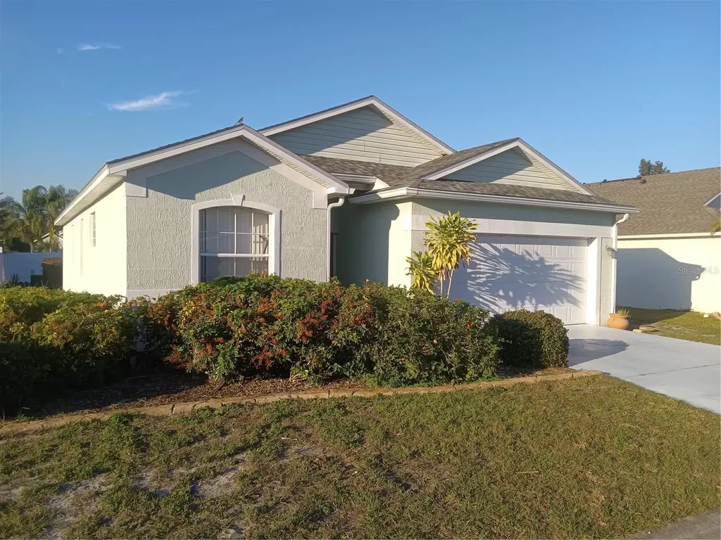124 Whittier Street Davenport FL 33896