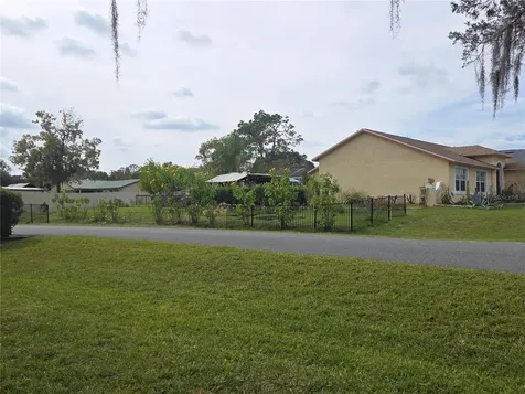 567 Silver Course Run Ocala FL 34472