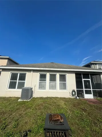 7976 Camden Woods Drive Tampa FL 33619