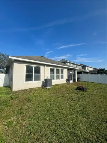 7976 Camden Woods Drive Tampa FL 33619
