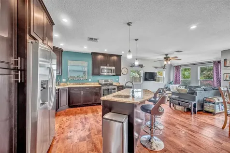 3327 6th Avenue N St Petersburg FL 33713