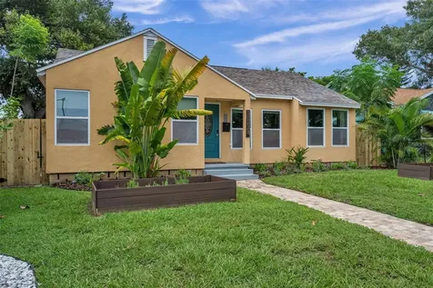 3327 6th Avenue N St Petersburg FL 33713