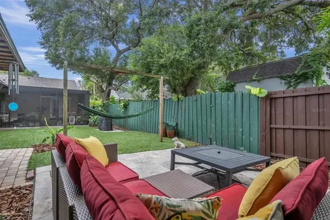3327 6th Avenue N St Petersburg FL 33713