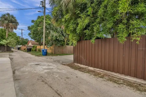 3327 6th Avenue N St Petersburg FL 33713
