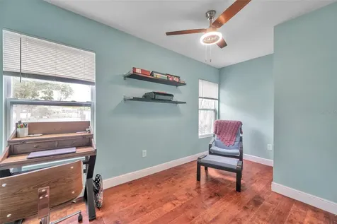 3327 6th Avenue N St Petersburg FL 33713