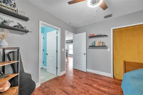 3327 6th Avenue N St Petersburg FL 33713