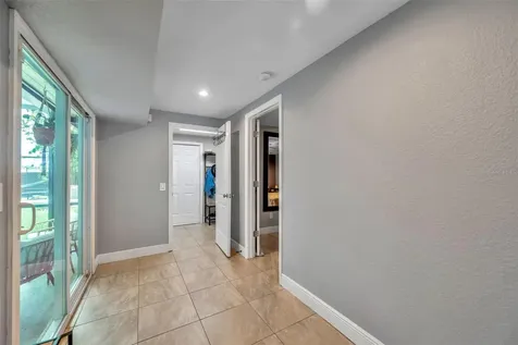 3327 6th Avenue N St Petersburg FL 33713
