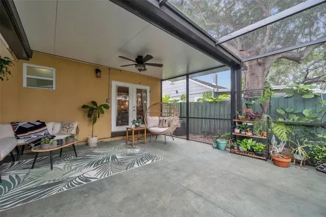 3327 6th Avenue N St Petersburg FL 33713