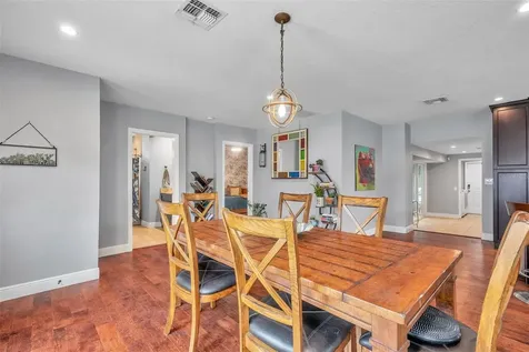 3327 6th Avenue N St Petersburg FL 33713