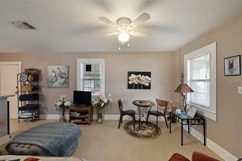 3726 27th Avenue S St Petersburg FL 33711