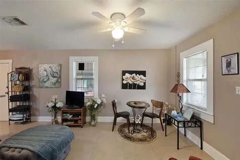 3726 27th Avenue S St Petersburg FL 33711