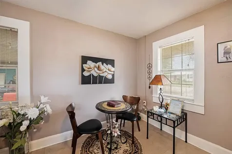 3726 27th Avenue S St Petersburg FL 33711