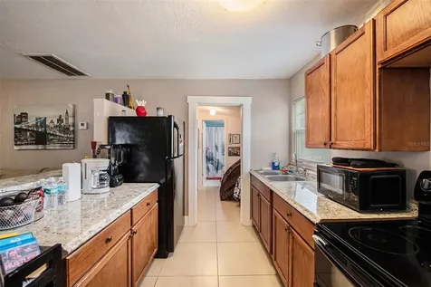 3726 27th Avenue S St Petersburg FL 33711