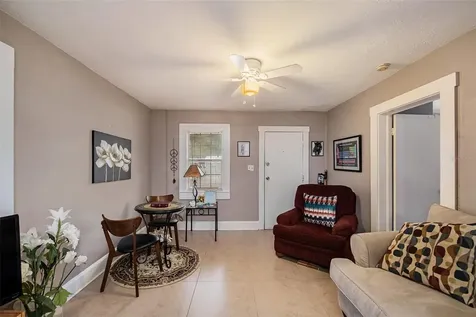 3726 27th Avenue S St Petersburg FL 33711