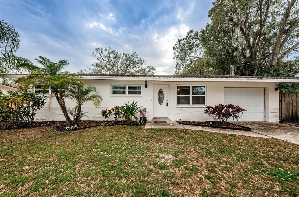 103 Arlington Avenue W Oldsmar FL 34677