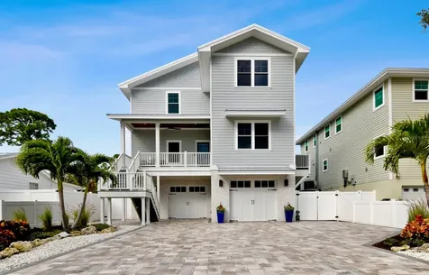 811 Michigan Avenue Palm Harbor FL 34683