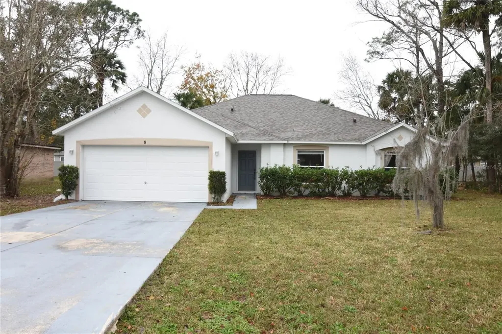 8 Pine Bush Lane Palm Coast FL 32164