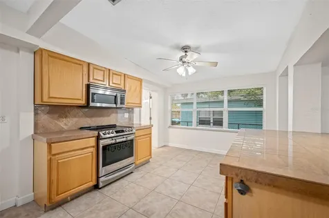 8324 41st Avenue N St Petersburg FL 33709