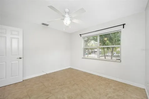 8324 41st Avenue N St Petersburg FL 33709