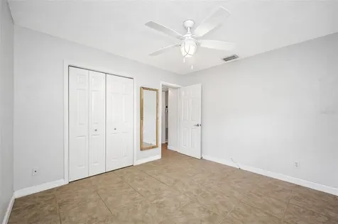 8324 41st Avenue N St Petersburg FL 33709