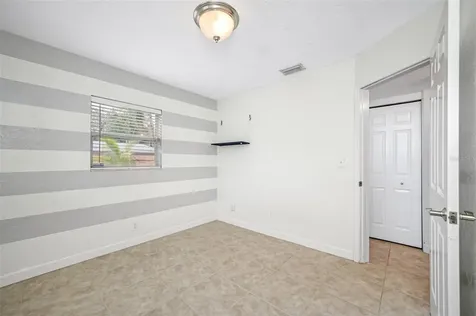 8324 41st Avenue N St Petersburg FL 33709