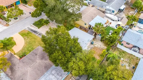 8324 41st Avenue N St Petersburg FL 33709