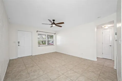 8324 41st Avenue N St Petersburg FL 33709