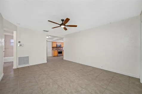 8324 41st Avenue N St Petersburg FL 33709