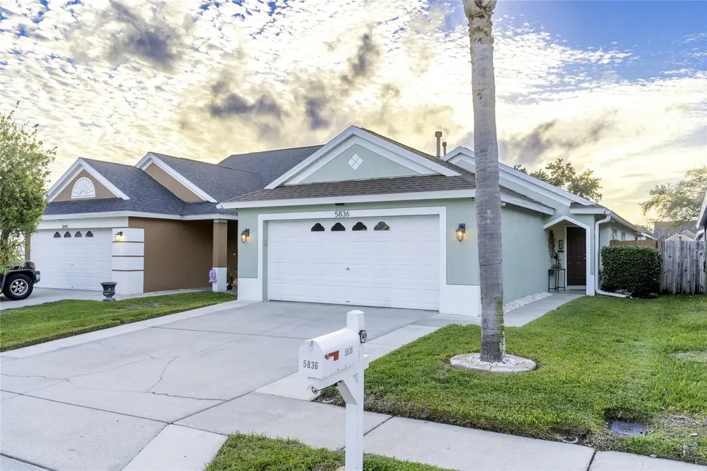 5836 Sand Key Lane Wesley Chapel FL 33545