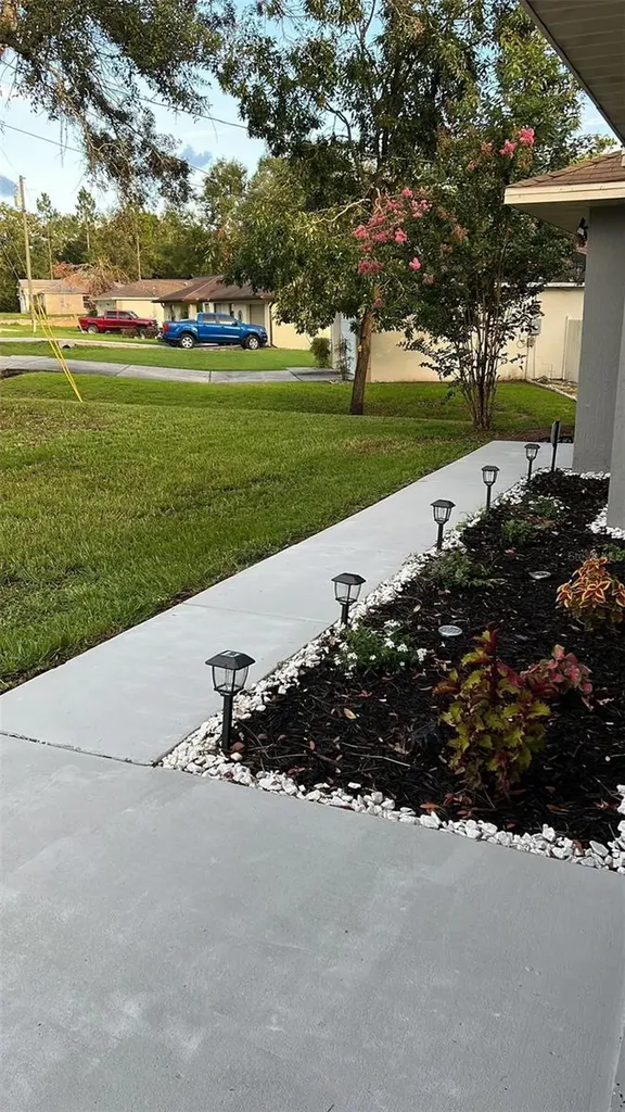 19 Pine Court Loop Ocala FL 34472