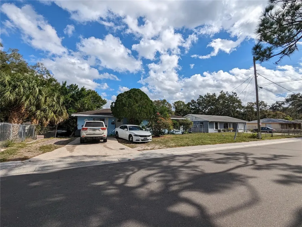 715 26th Street E Bradenton FL 34208