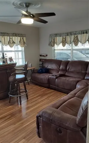 1011 S 70th Street Tampa FL 33619