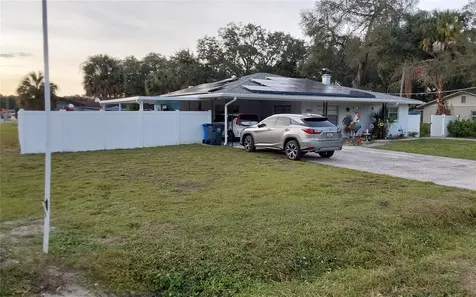1011 S 70th Street Tampa FL 33619