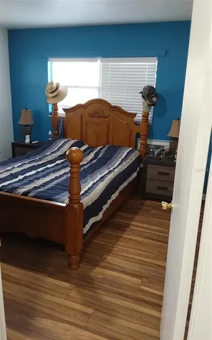 1011 S 70th Street Tampa FL 33619