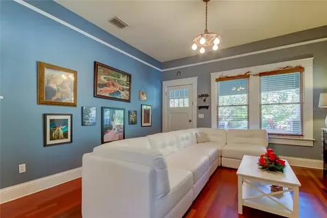 5709 N Seminole Avenue Tampa FL 33604