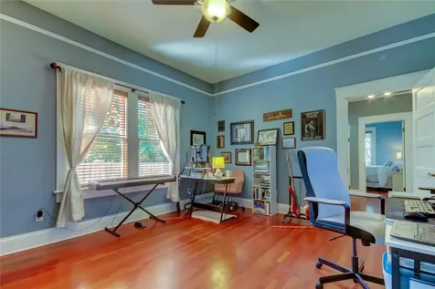 5709 N Seminole Avenue Tampa FL 33604