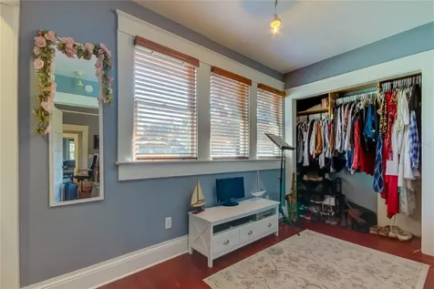 5709 N Seminole Avenue Tampa FL 33604