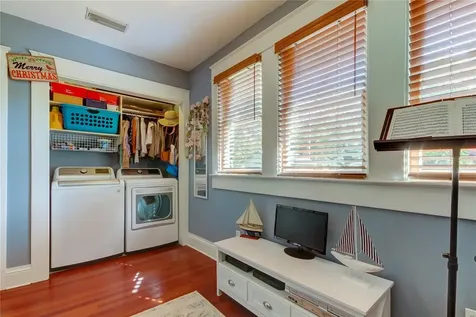 5709 N Seminole Avenue Tampa FL 33604