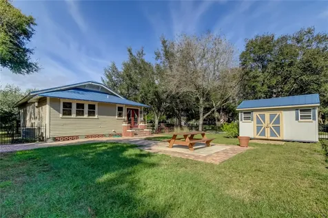 5709 N Seminole Avenue Tampa FL 33604