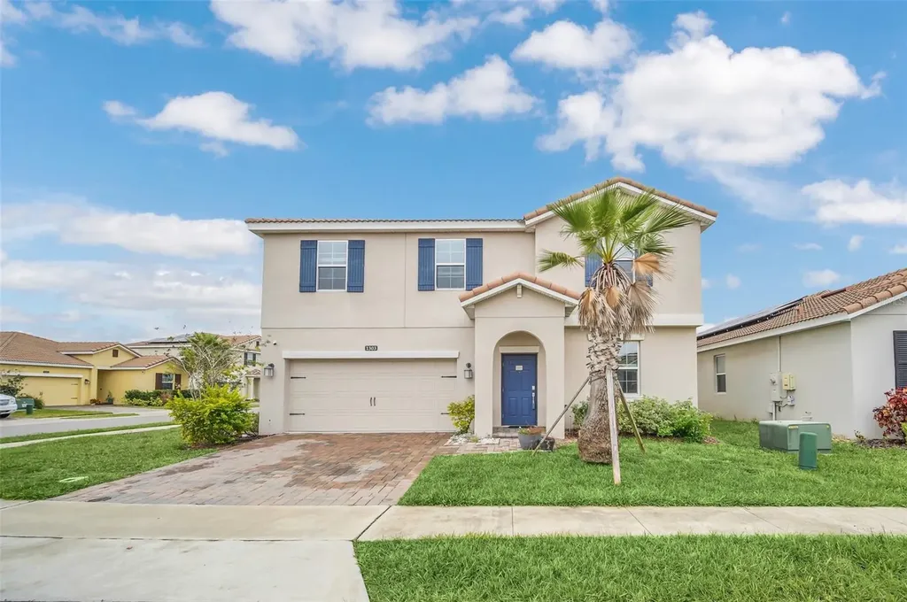 1303 Oak Crest Street Davenport FL 33837