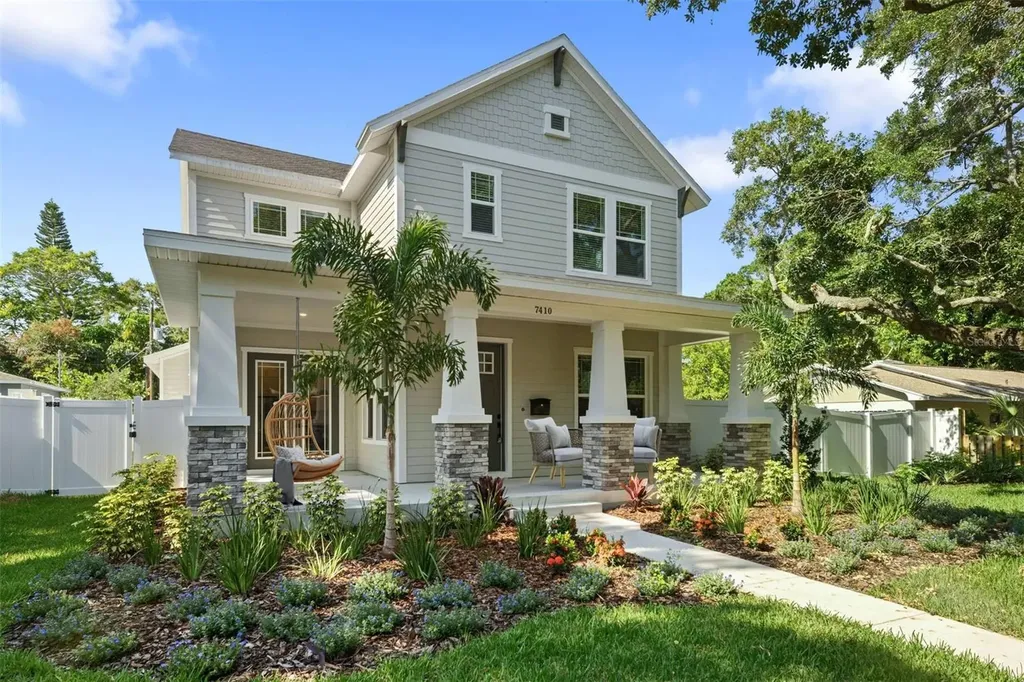 7410 3rd Avenue N St Petersburg FL 33710