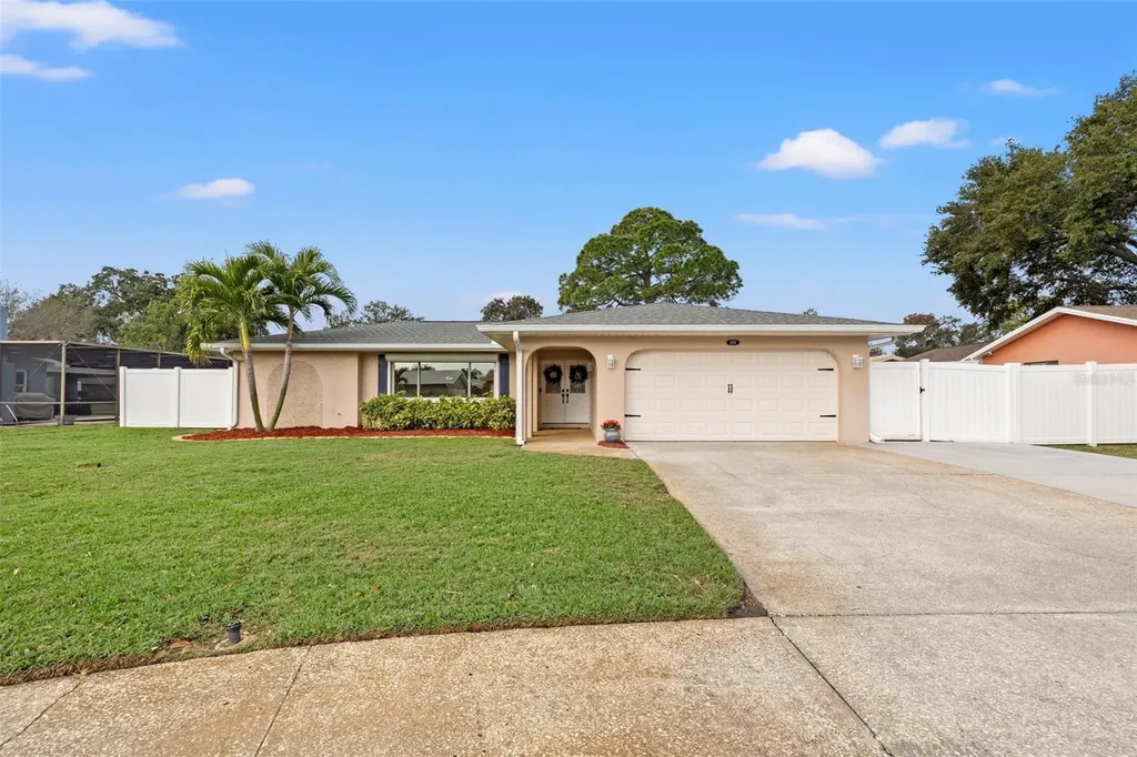 9124 135th Street Seminole FL 33776