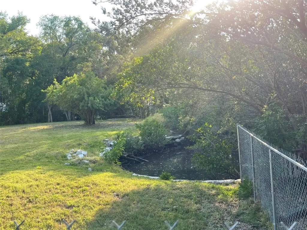 10020 Linda Street Gibsonton FL 33534