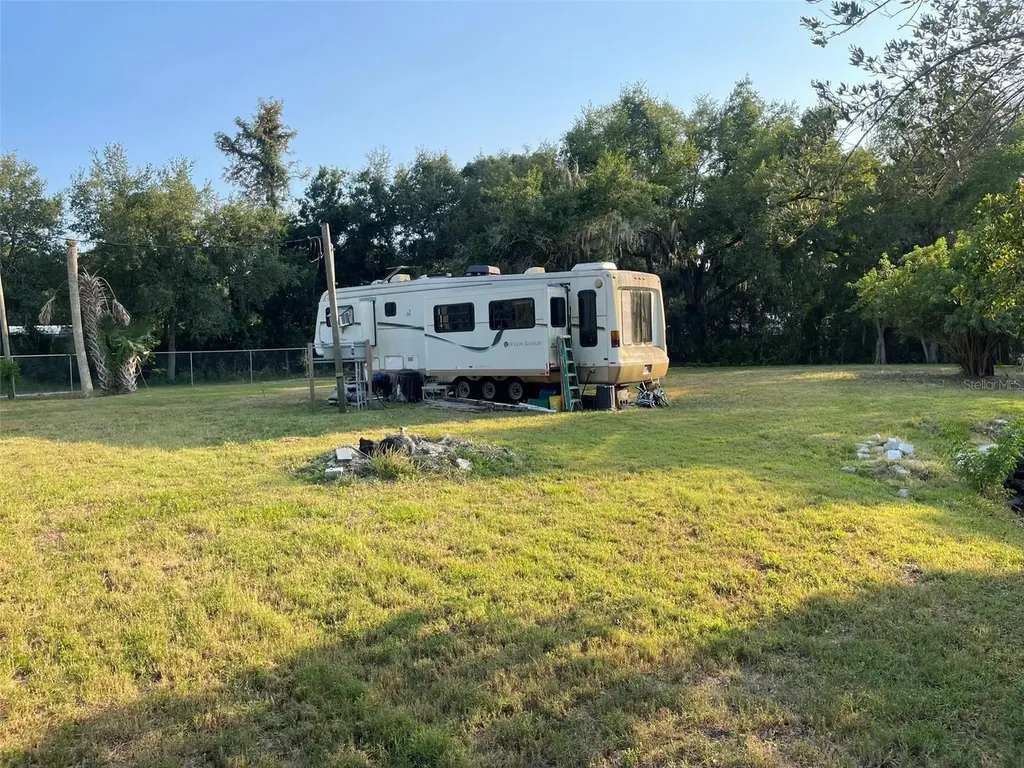 10020 Linda Street Gibsonton FL 33534
