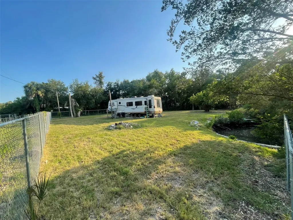 10020 Linda Street Gibsonton FL 33534