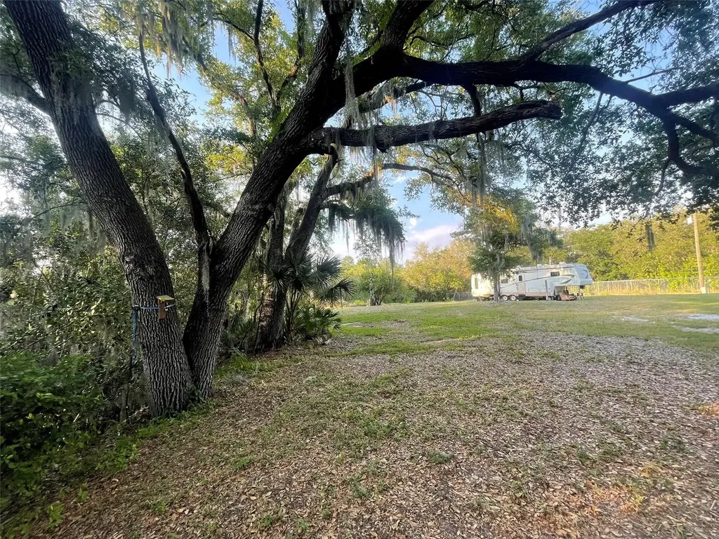 10020 Linda Street Gibsonton FL 33534