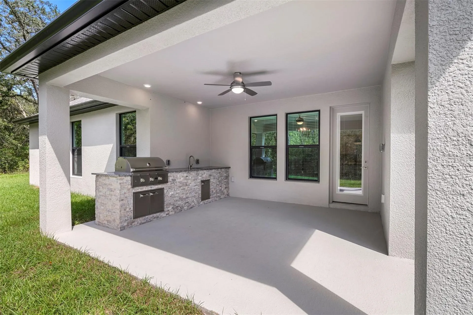 17059 Nokota Avenue Hudson FL 34667