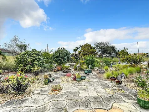 938 Boundary Boulevard Rotonda West FL 33947